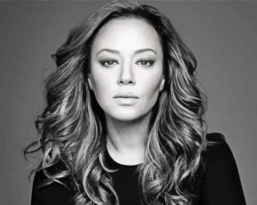 Black And White Leah Remini paint by number